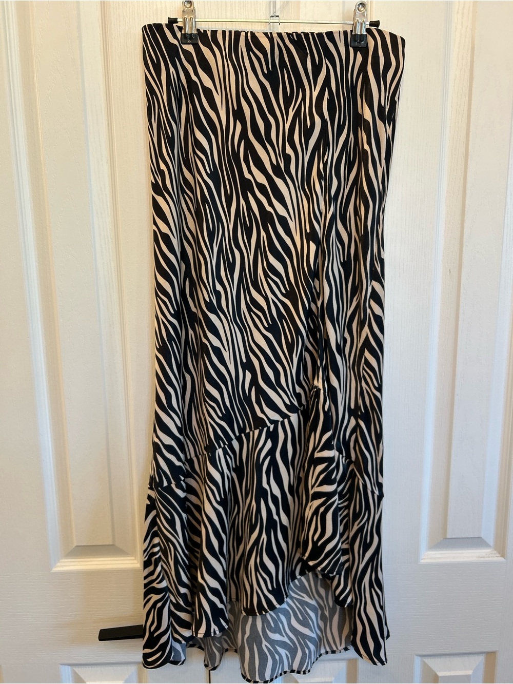 Maeve by Anthropologie Women’s Zebra Print Ruffle Hem Midi Skirt – M
